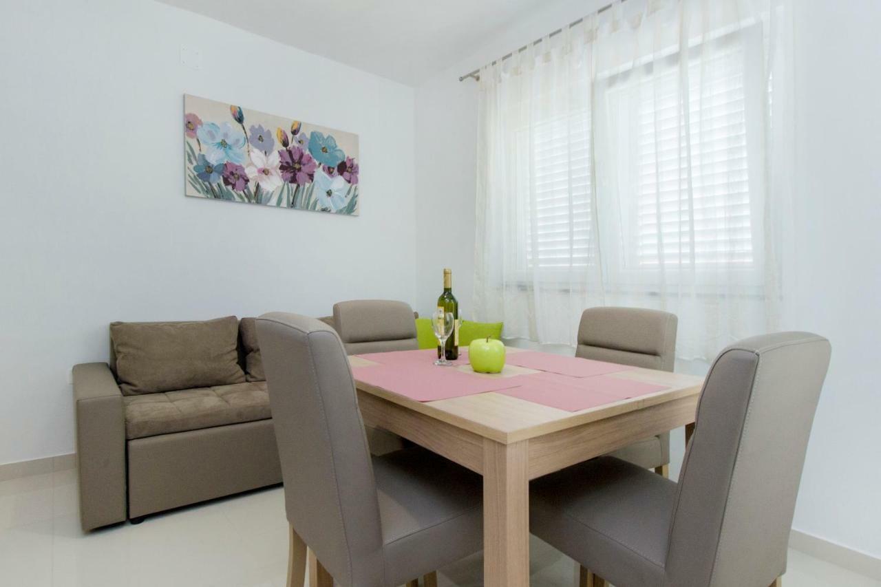 Apartment Vesna *