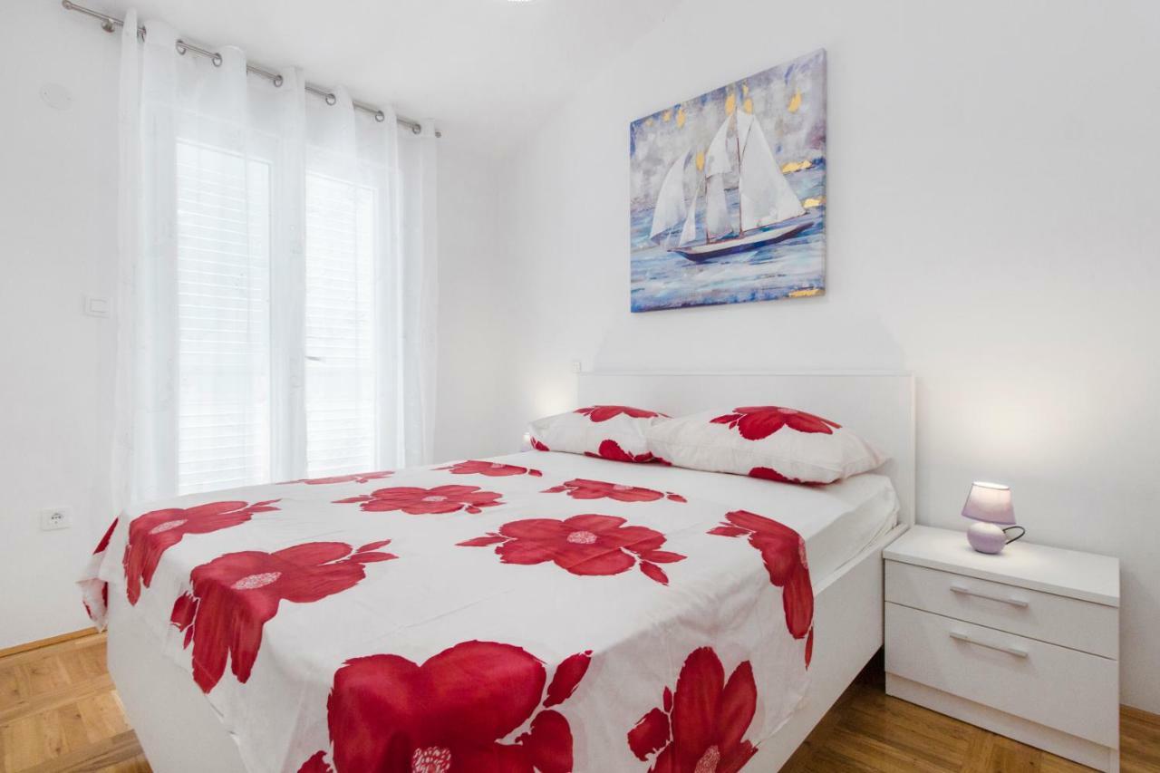 Apartment Vesna Grebastica